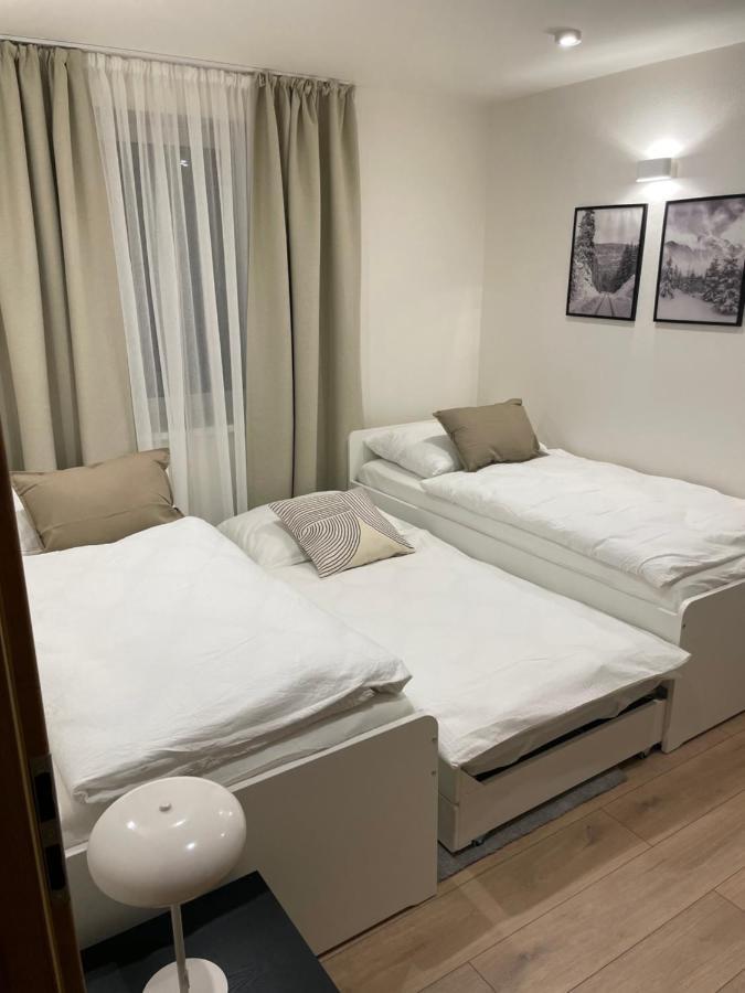 Apartmany Kellov Dom 迪马诺卡多林纳 外观 照片