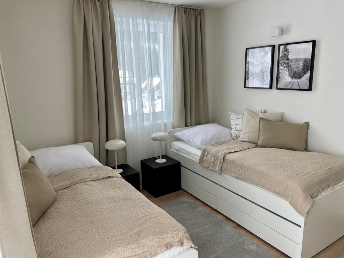 Apartmany Kellov Dom 迪马诺卡多林纳 外观 照片