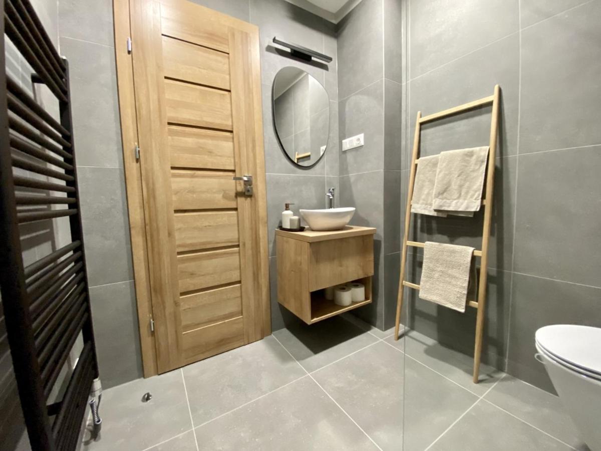 Apartmany Kellov Dom 迪马诺卡多林纳 外观 照片