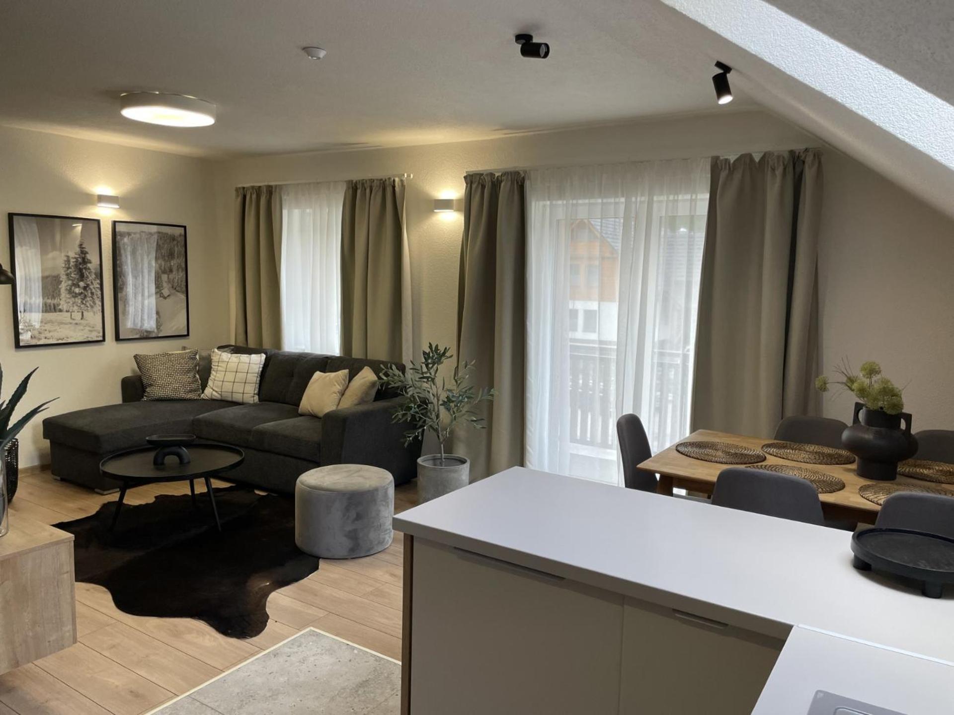 Apartmany Kellov Dom 迪马诺卡多林纳 外观 照片